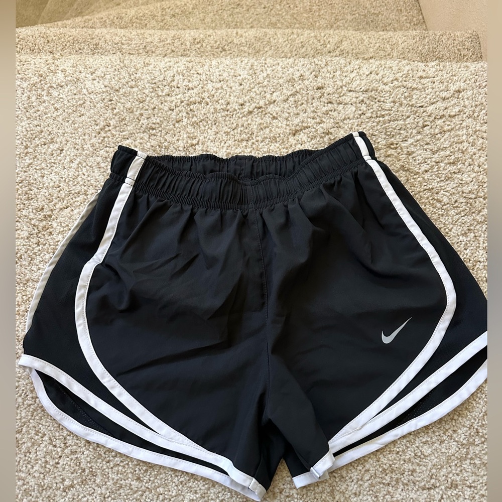 Nike Women's Black dri-fit shorts, XS